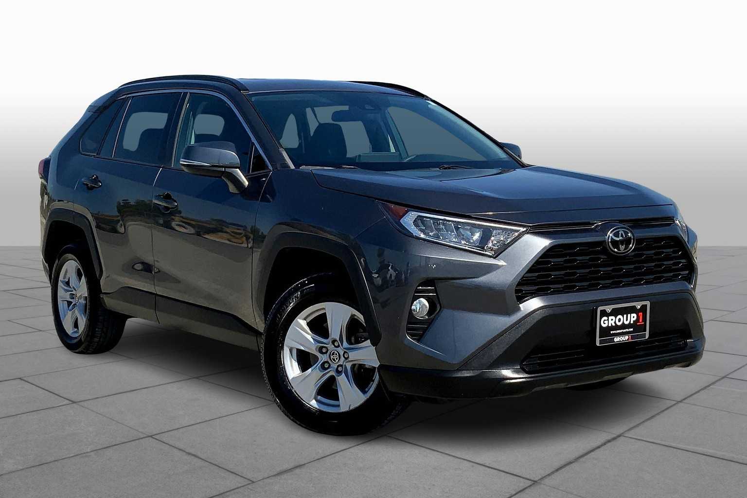 Used 2021 Toyota RAV4 XLE with VIN 2T3W1RFV0MW125368 for sale in Northfield, Minnesota
