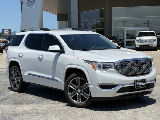 2018 Gmc Acadia Denali photo 2