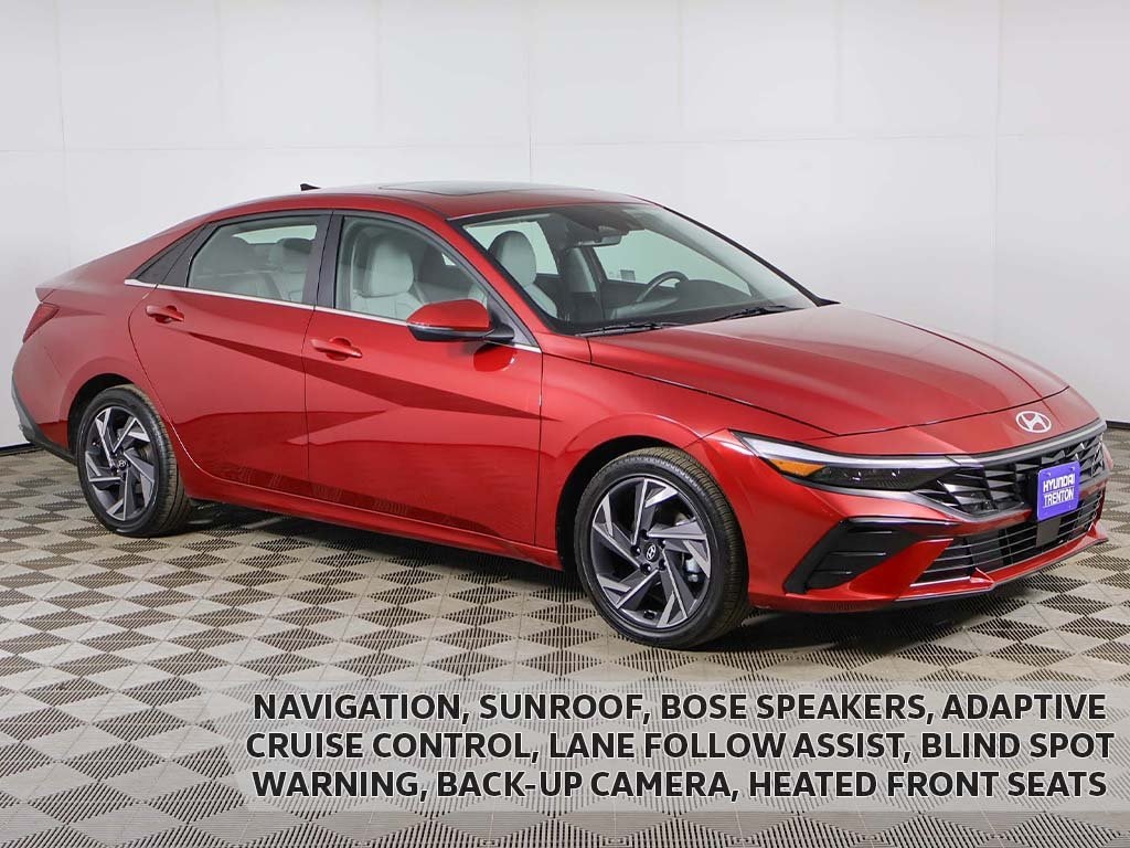 2025 Hyundai Elantra Limited's photo