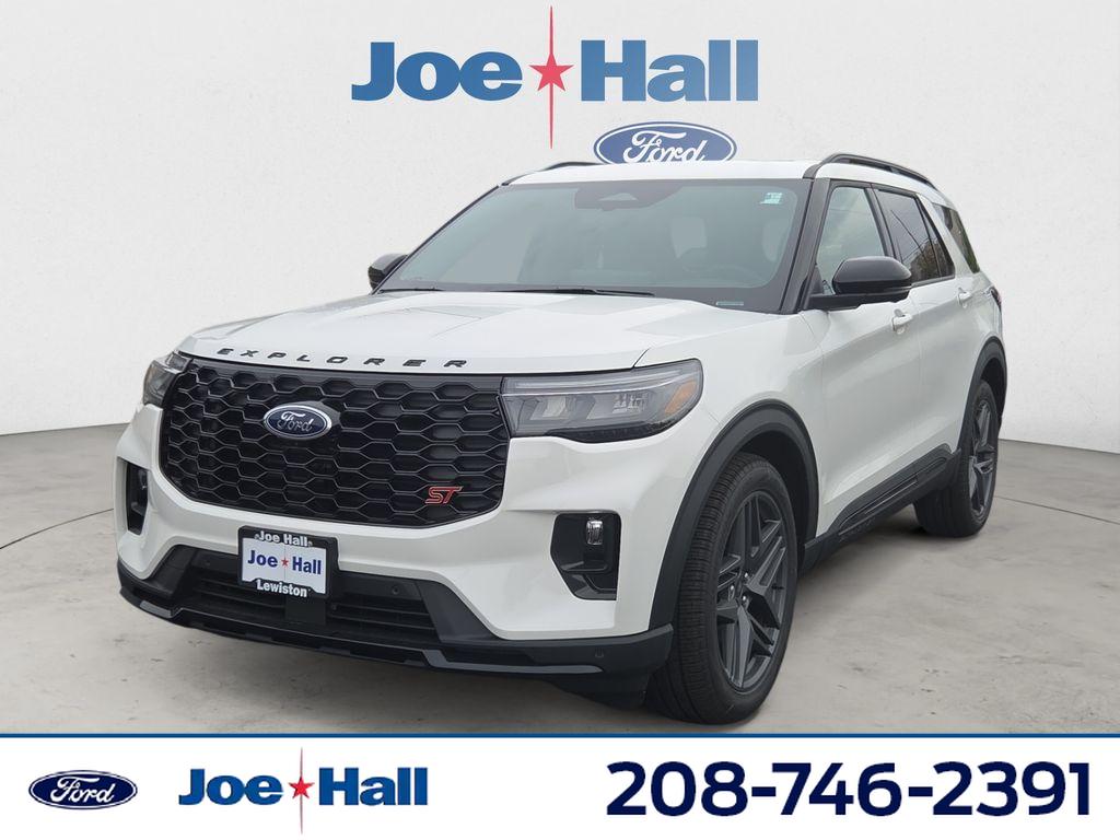 2025 Ford Explorer ST's photo