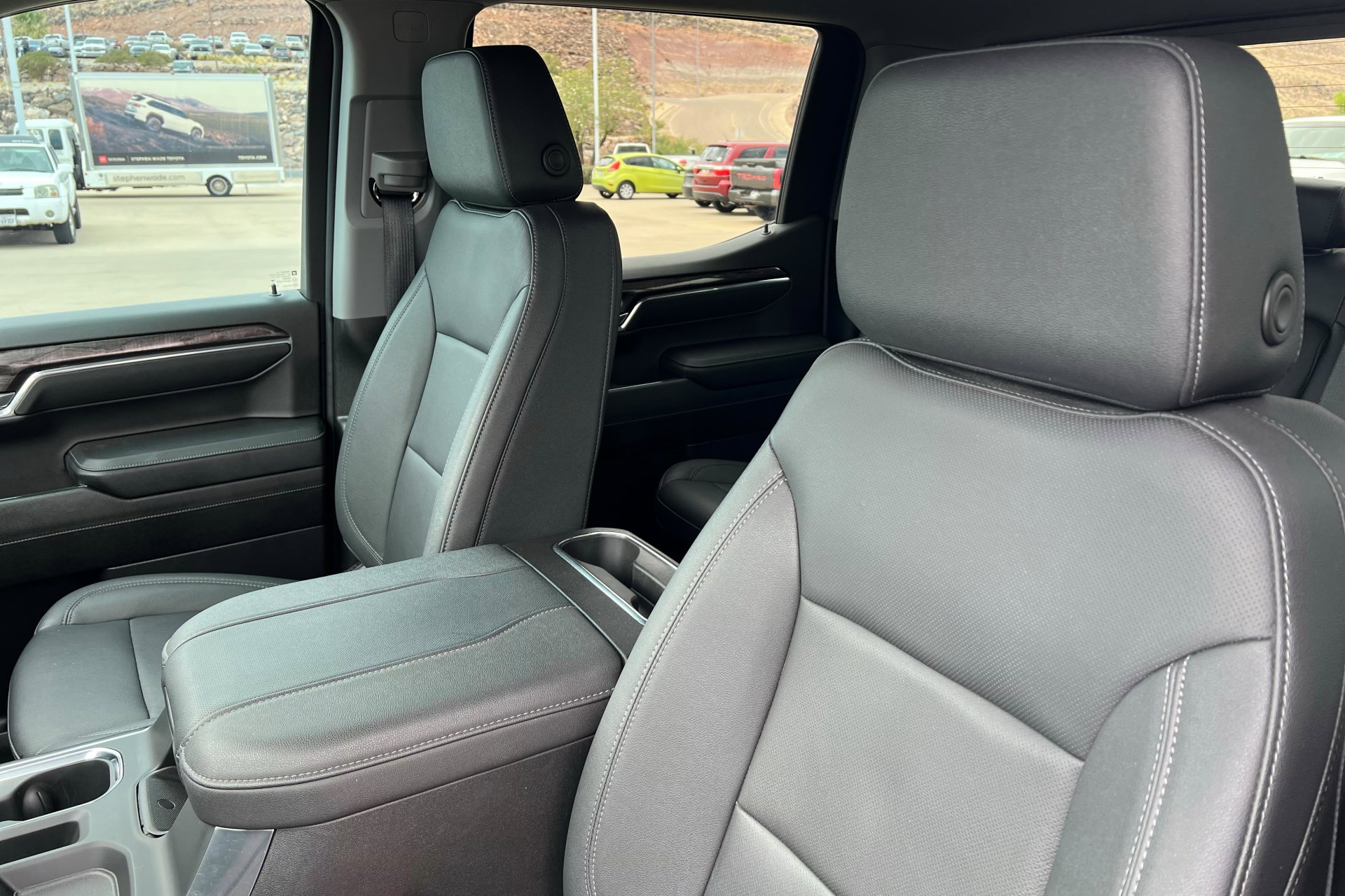 2023 Chevrolet Silverado 1500 LTZ photo 16