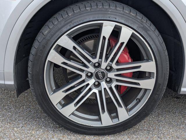 2018 Audi SQ5 Prestige photo 8