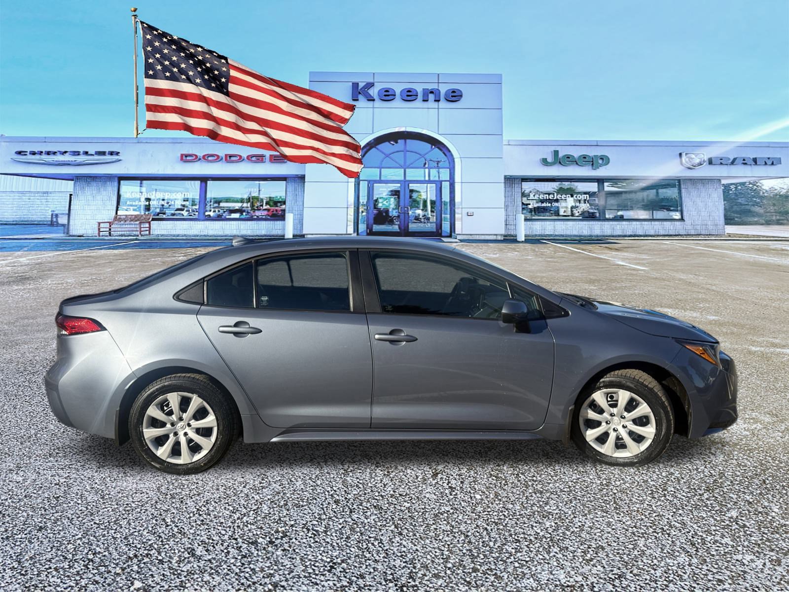 2022 Toyota Corolla LE photo 4