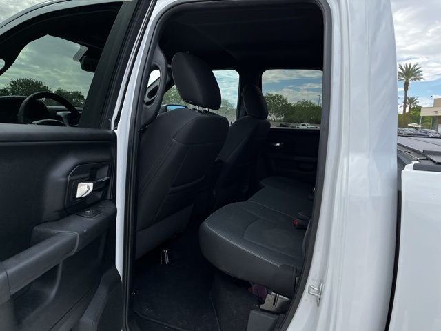2022 Ram 1500 Classic Warlock photo 9
