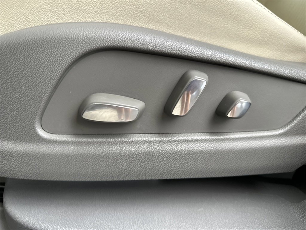 2024 Cadillac XT6 Premium Luxury photo 12