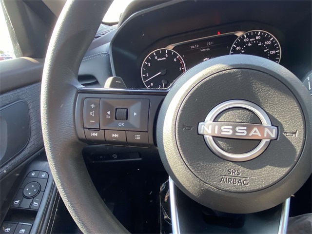 2023 Nissan Rogue SV photo 18