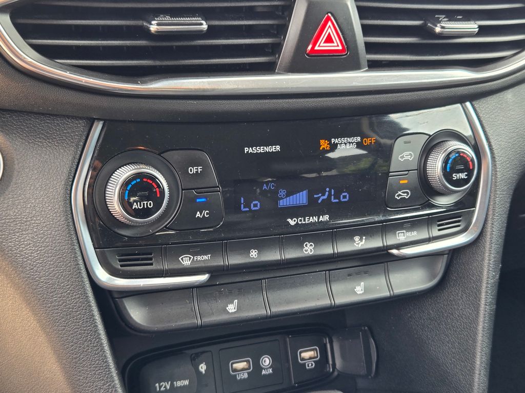 2020 Hyundai Santa Fe SEL photo 22