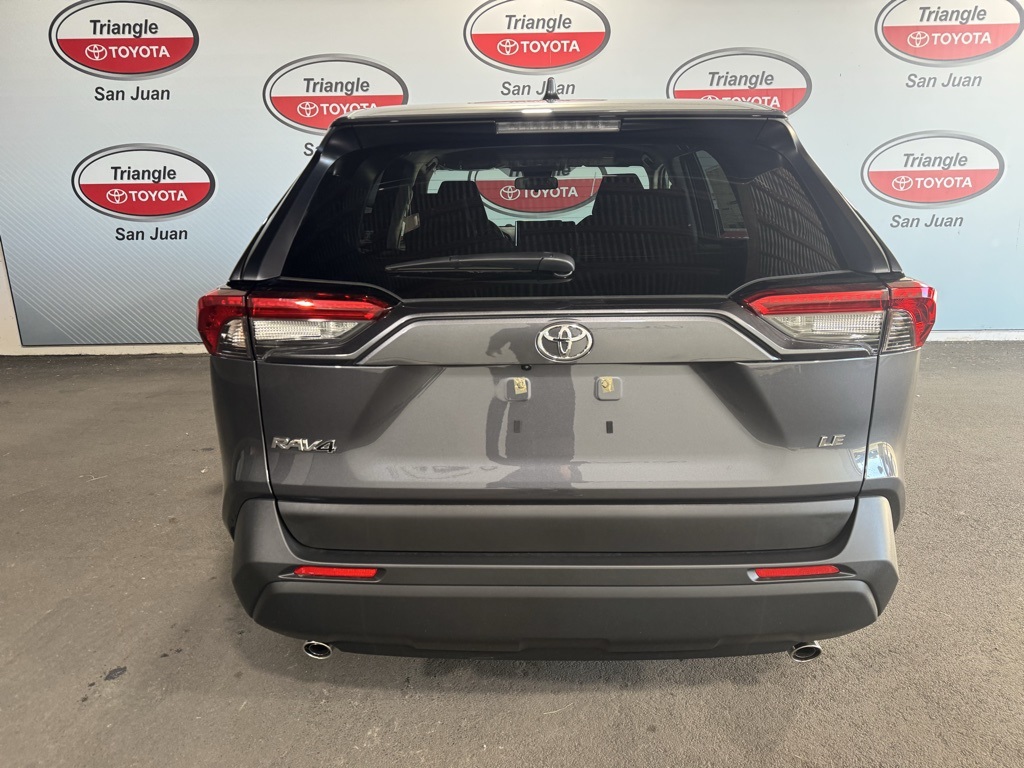 2025 Toyota RAV4 LE photo 3