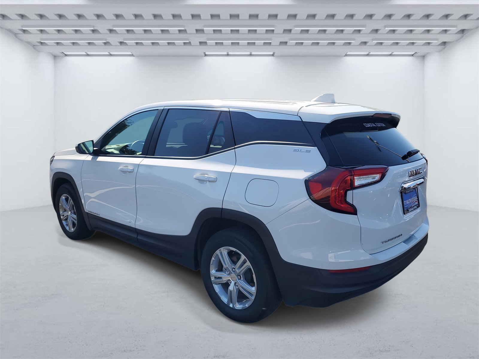 2024 Gmc Terrain SLE photo 2