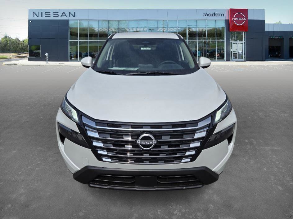 2026 Nissan Rogue SV photo 2