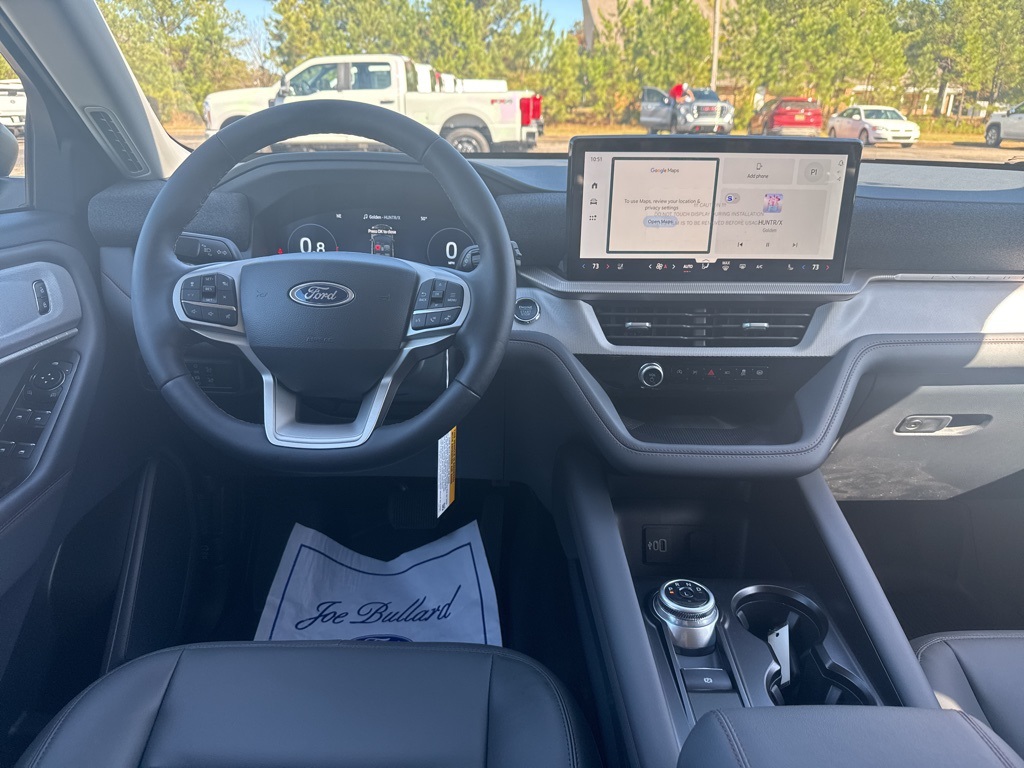 2026 Ford Explorer photo 2