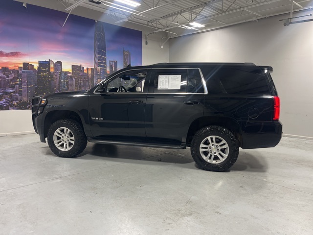 2017 Chevrolet Tahoe LS photo 4