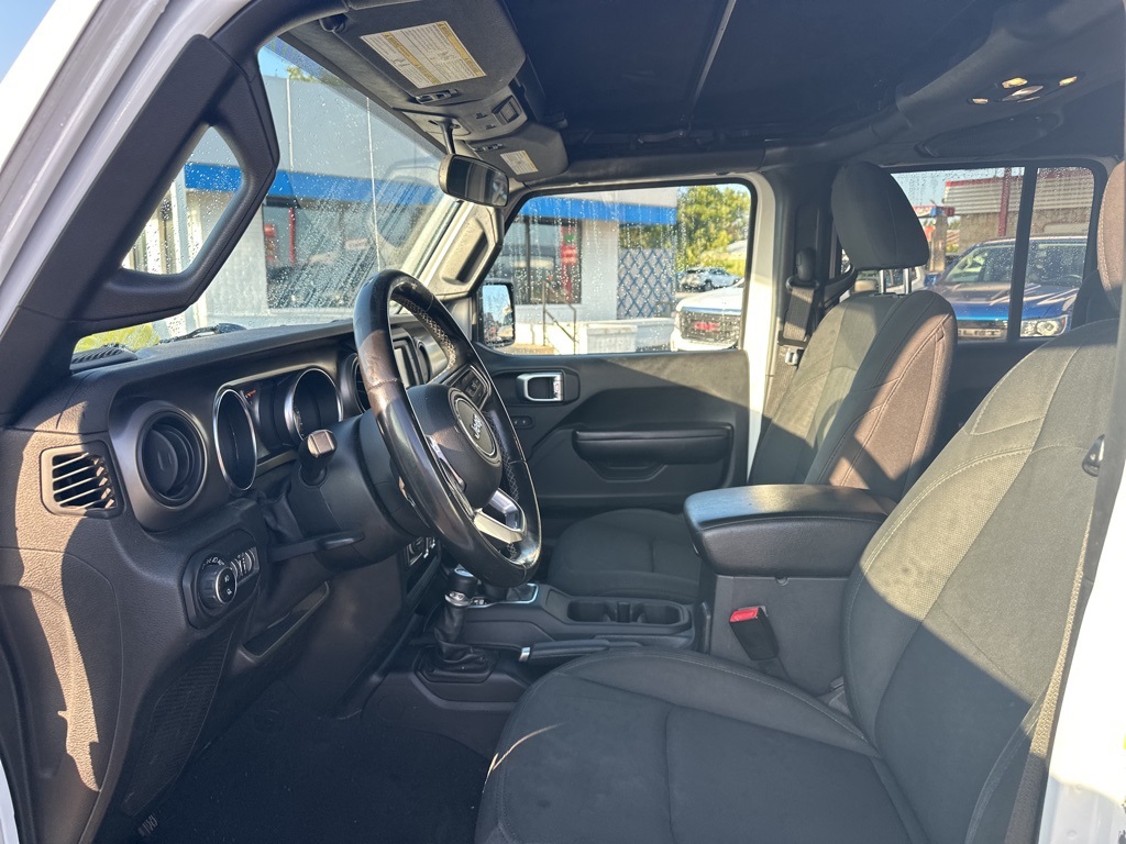 2020 Jeep Gladiator Sport photo 10