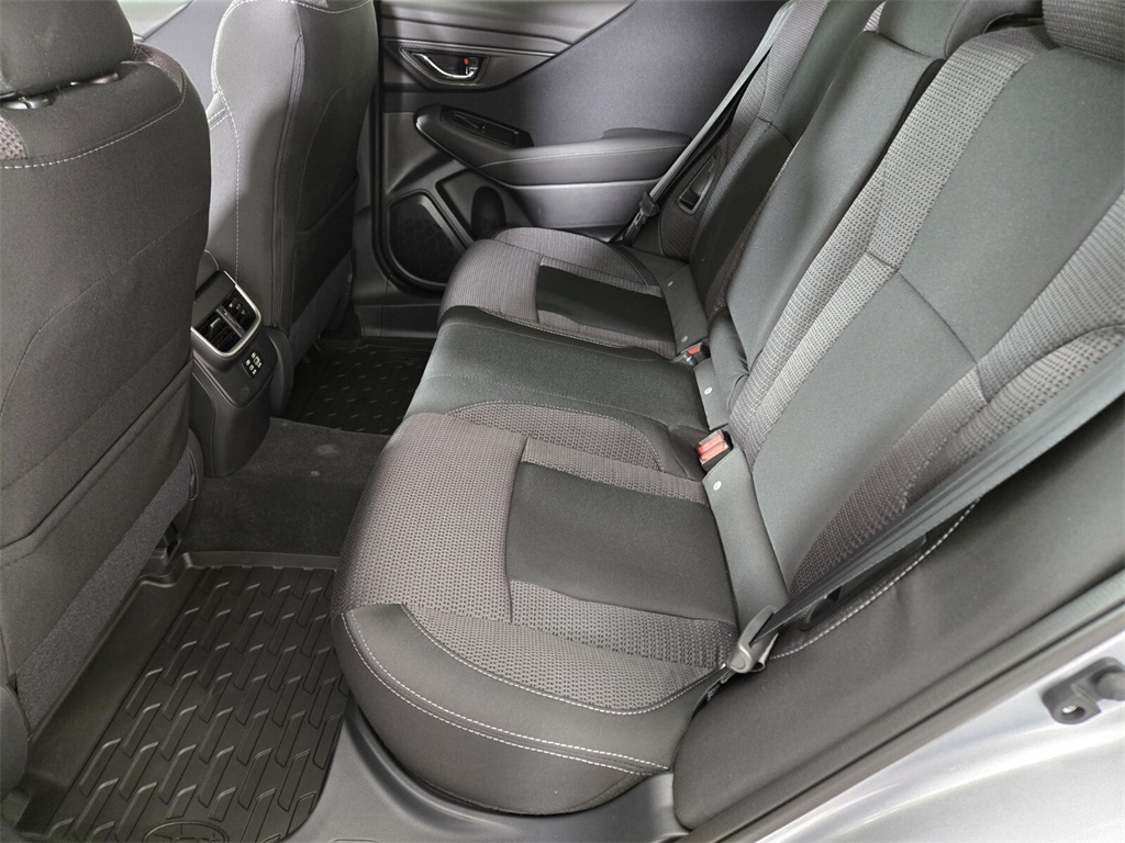2025 Subaru Outback Premium photo 8