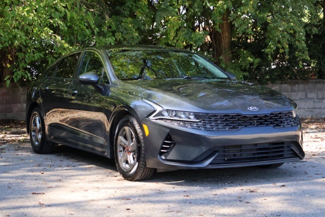 2021 Kia K5 LXS photo 3