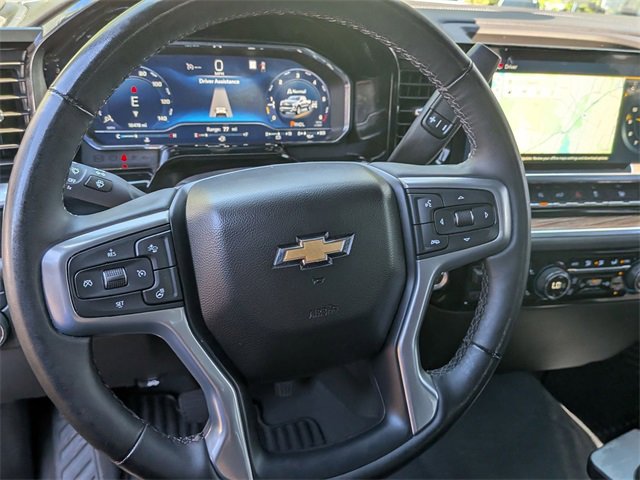 2025 Chevrolet Silverado 1500 LT photo 17