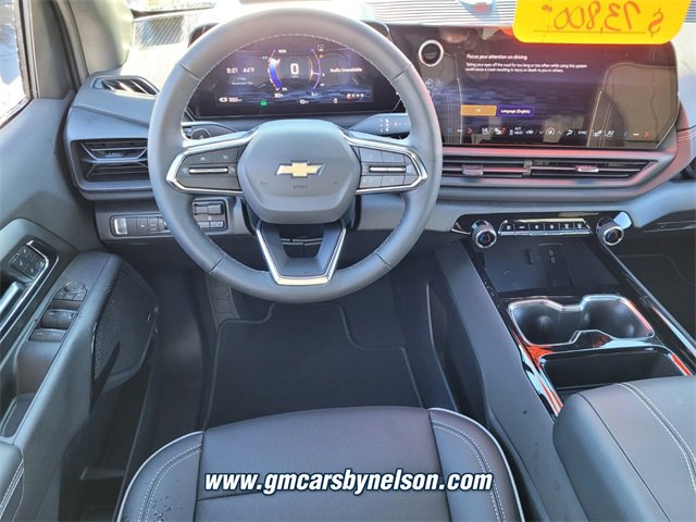 2025 Chevrolet Silverado EV LT photo 6