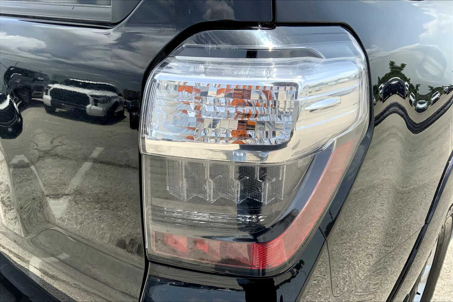 2023 Toyota 4Runner SR5 photo 27