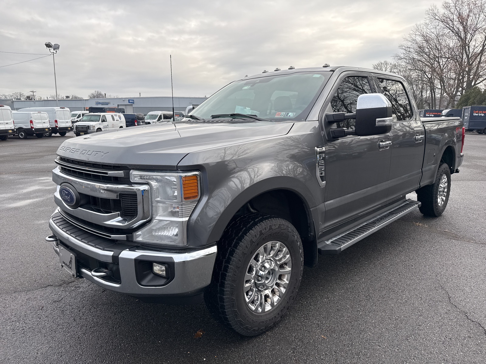 2022 Ford F-250 Super Duty XLT's photo