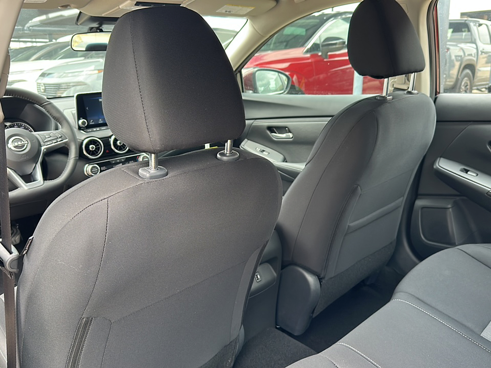 2025 Nissan Sentra SV photo 4