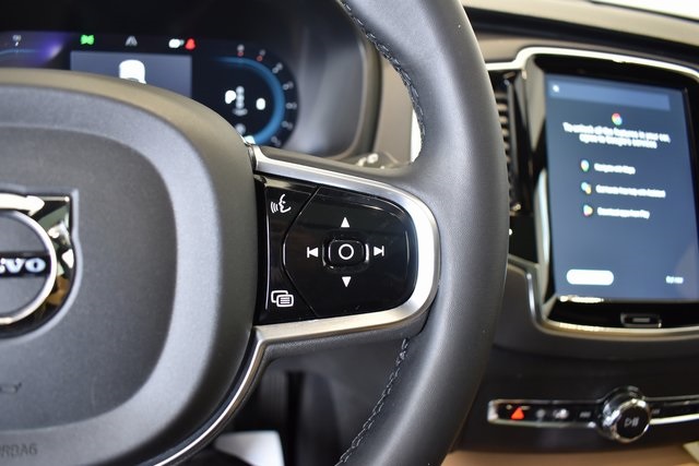 2023 Volvo XC90 Ultimate photo 16