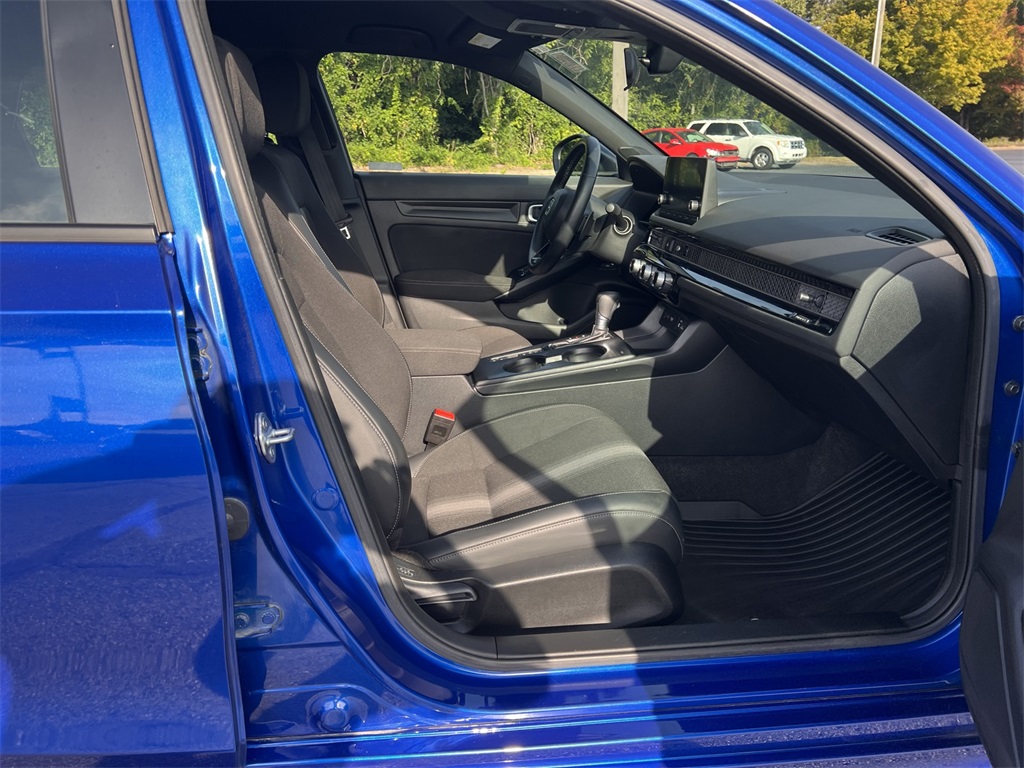2023 Honda Civic Sport photo 13