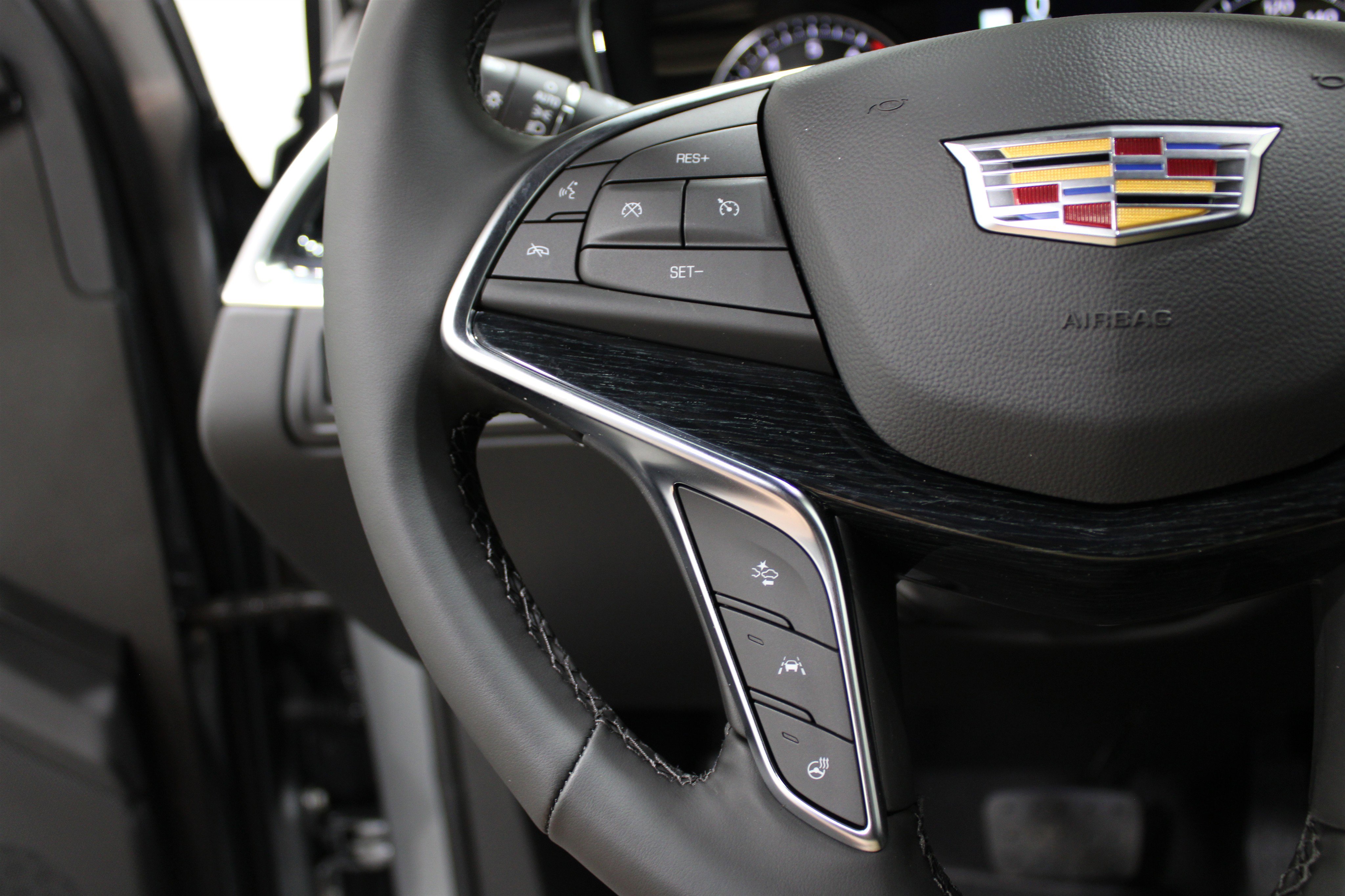 2025 Cadillac XT5 Premium Luxury photo 7