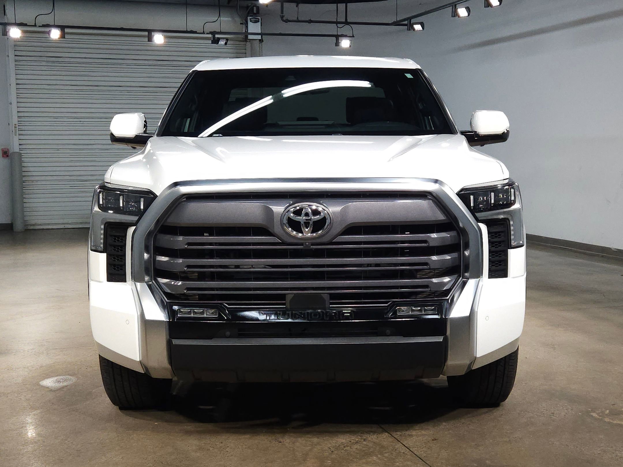 Used 2025 Toyota Tundra Limited with VIN 5TFJA5DB7SX273912 for sale in Little Rock