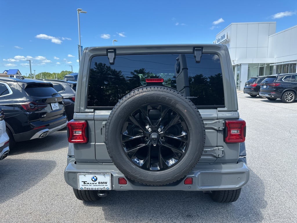 2022 Jeep Wrangler Unlimited Sahara High Altitude photo 5