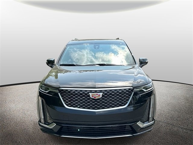 2025 Cadillac XT6 Luxury photo 4