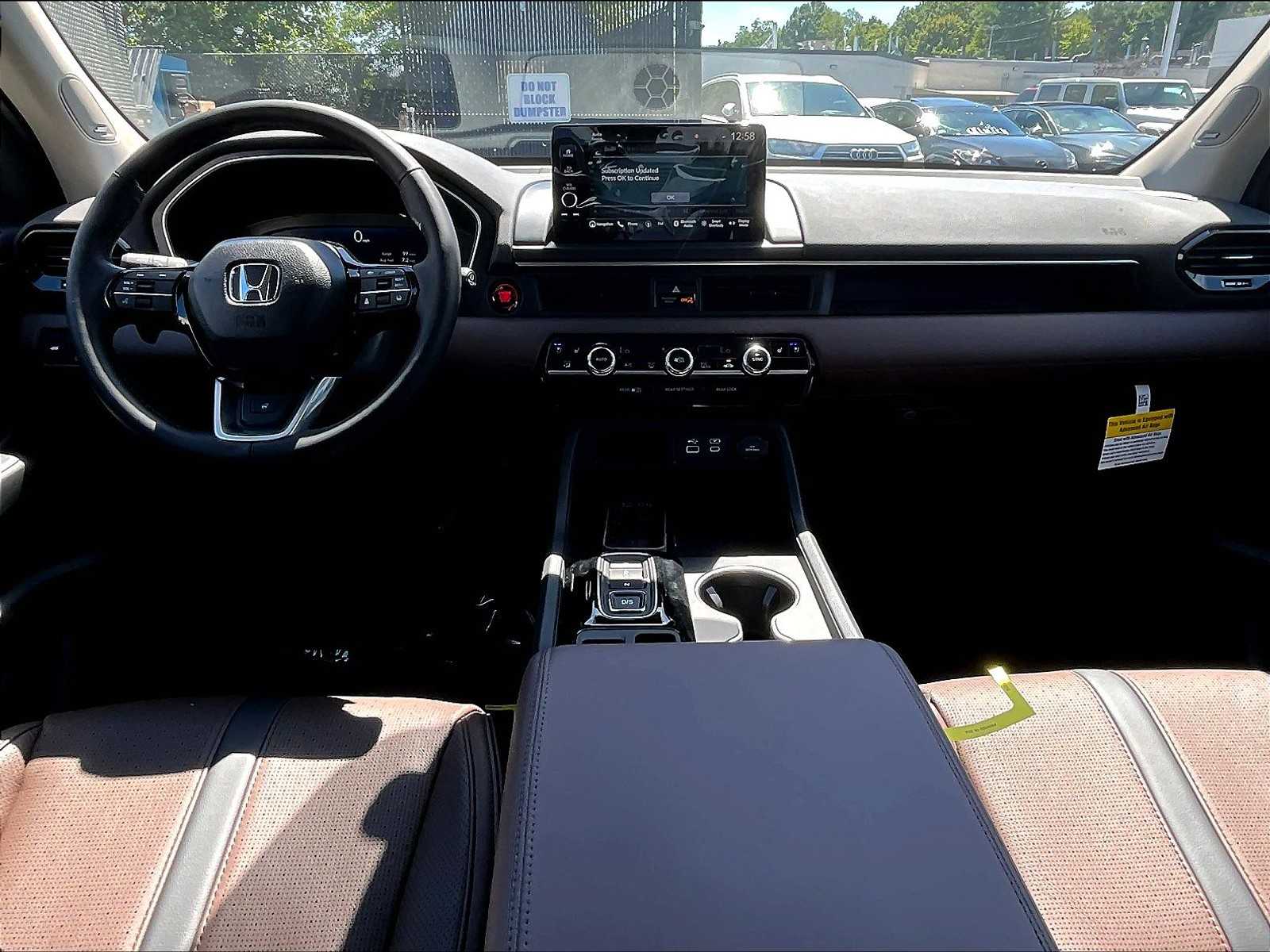 2025 Honda Pilot Elite photo 11