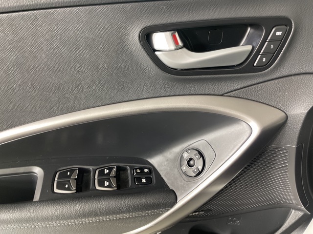 2017 Hyundai Santa Fe Sport 2.0T Ultimate photo 18