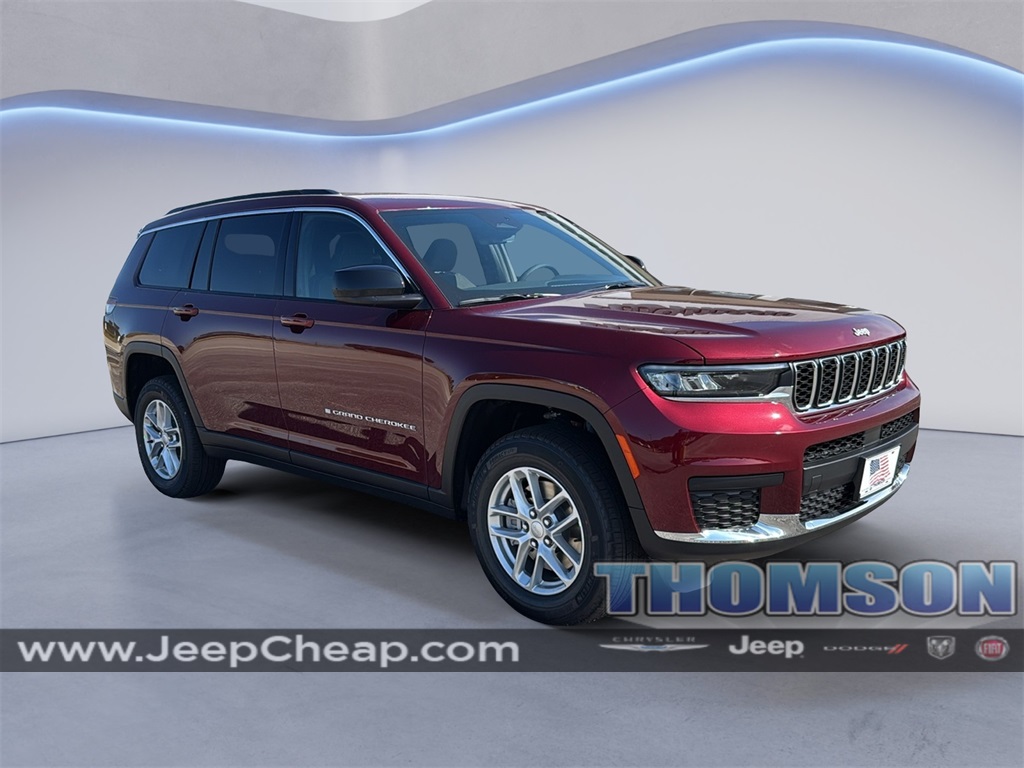 2025 Jeep Grand Cherokee L Laredo's photo
