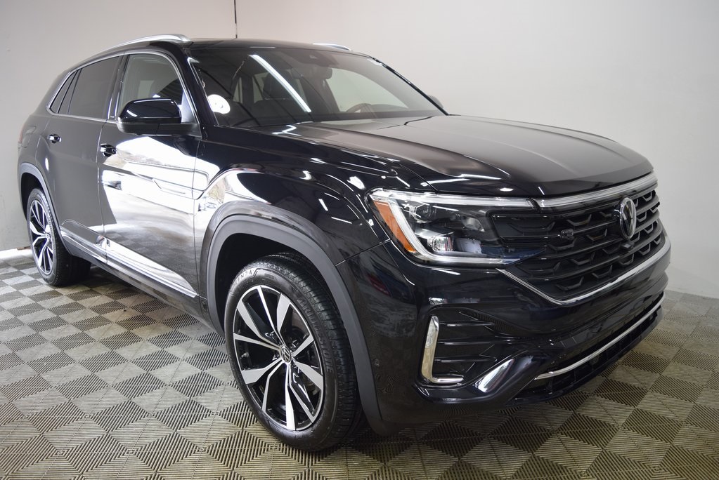 2025 Volkswagen Atlas Cross Sport SEL Premium R-LINE's photo