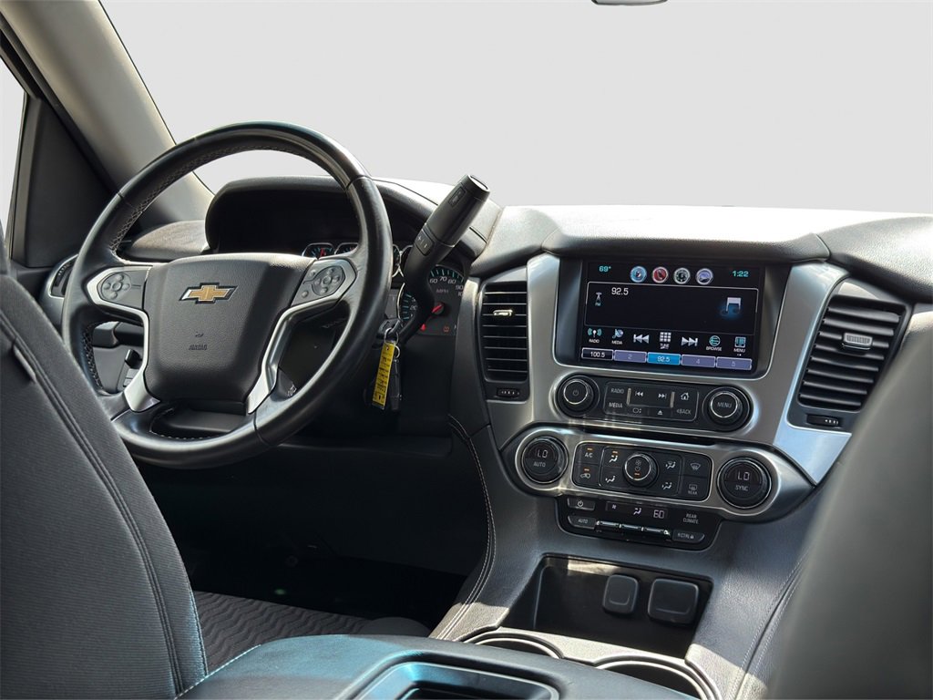 2017 Chevrolet Suburban LS photo 18