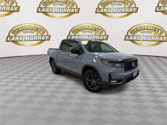 2023 Honda Ridgeline Sport photo 2