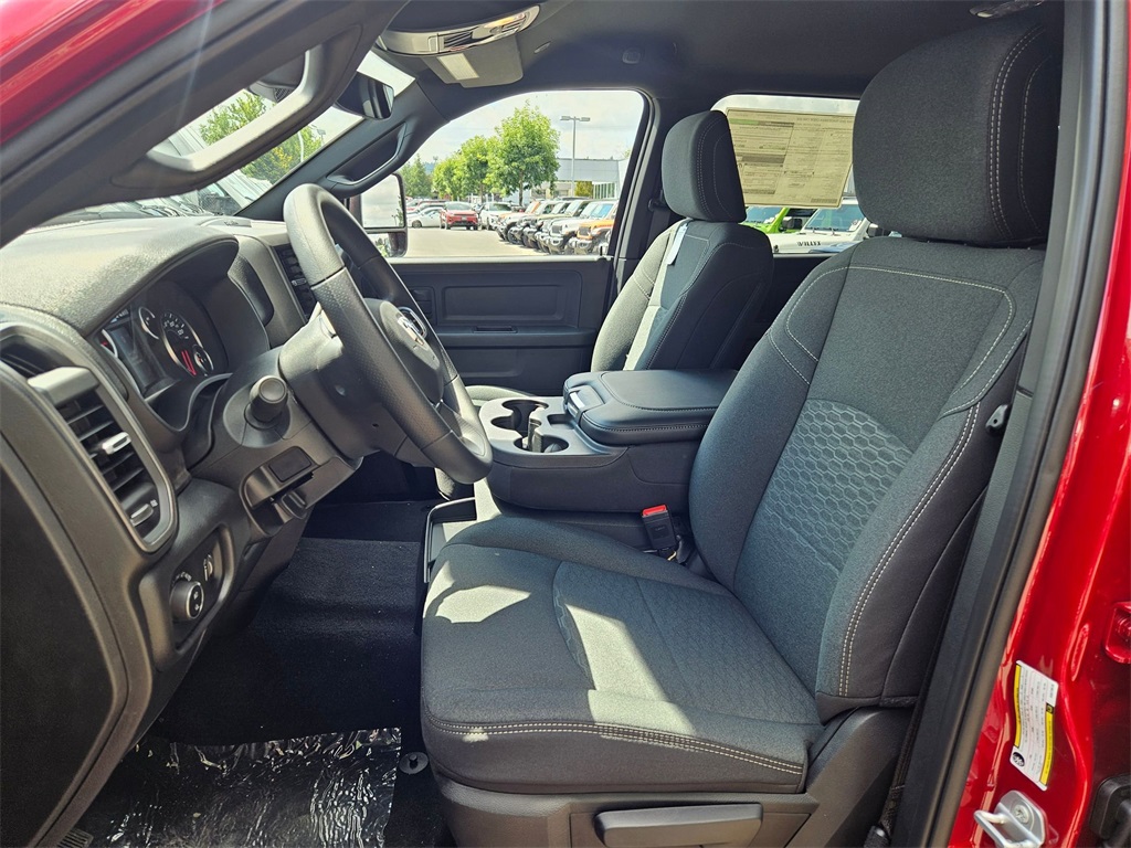 2025 Ram 2500 Tradesman photo 12