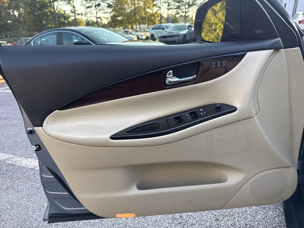 2017 Infiniti QX50 Base photo 18