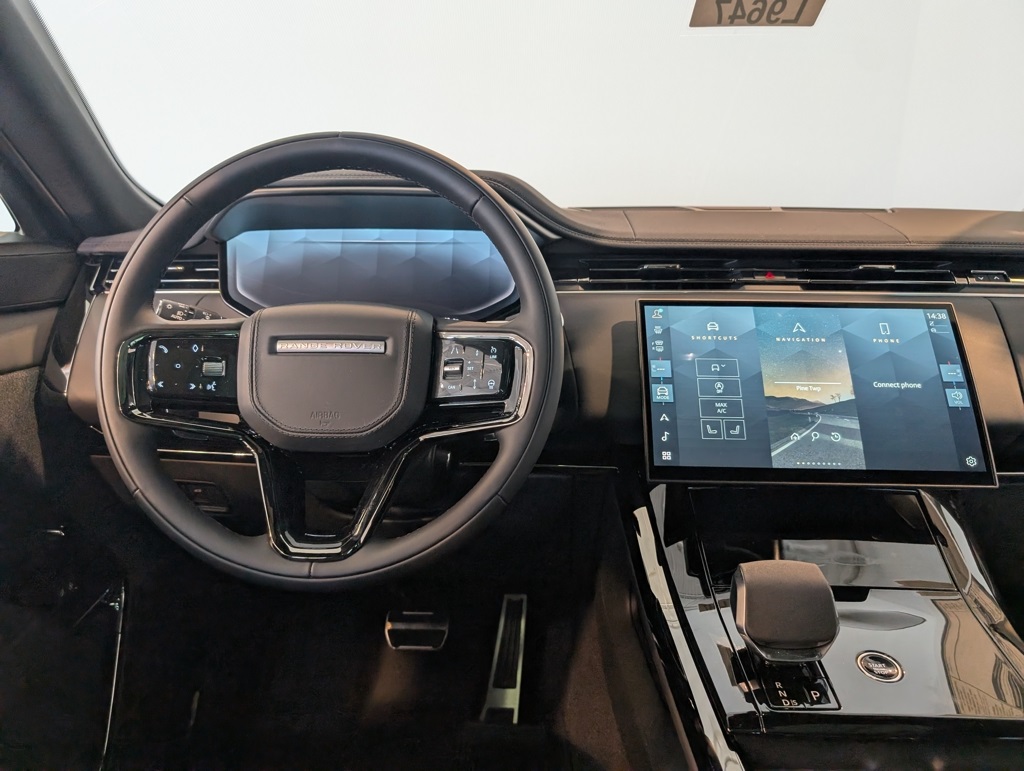 2025 Land Rover Range Rover Sport SE photo 11