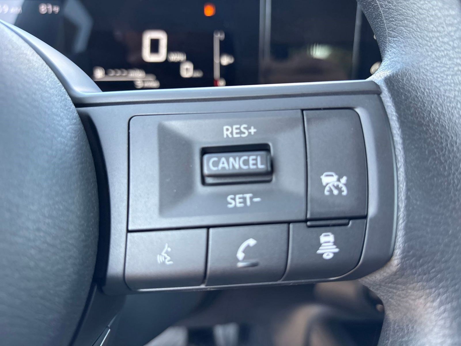 2026 Nissan Kicks SV photo 25