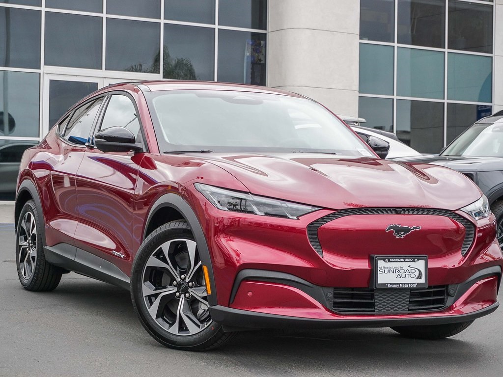 2025 Ford Mustang Mach-E