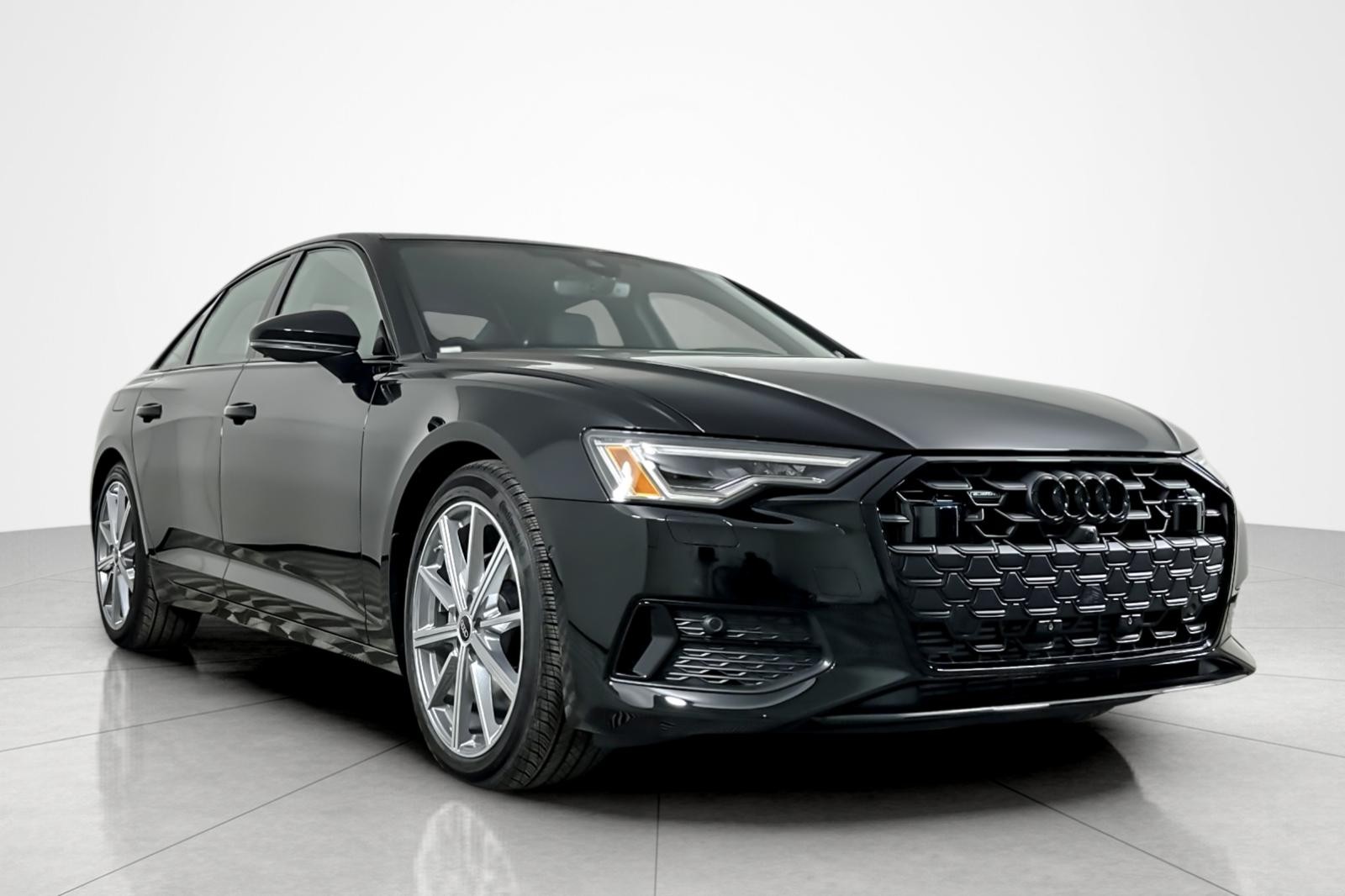 2025 Audi A6 Premium Plus TFSI Quattro photo 2