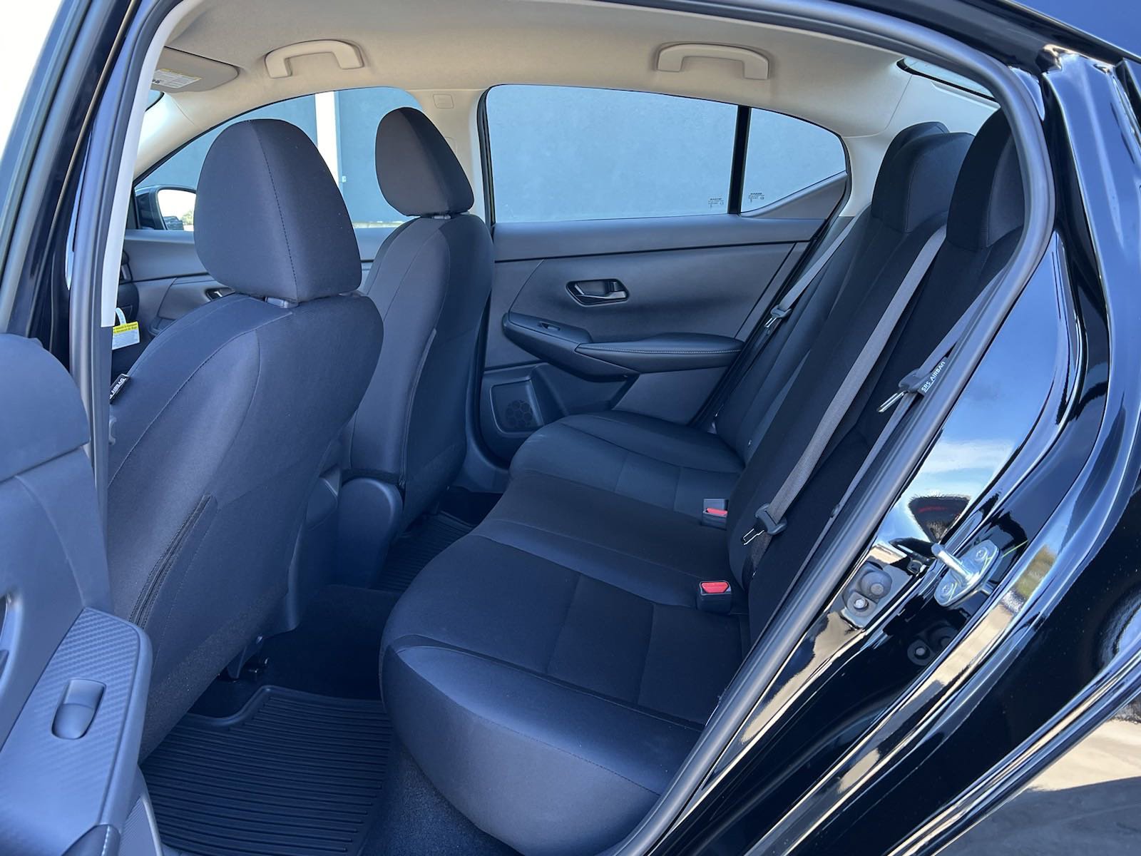 2025 Nissan Sentra S photo 17