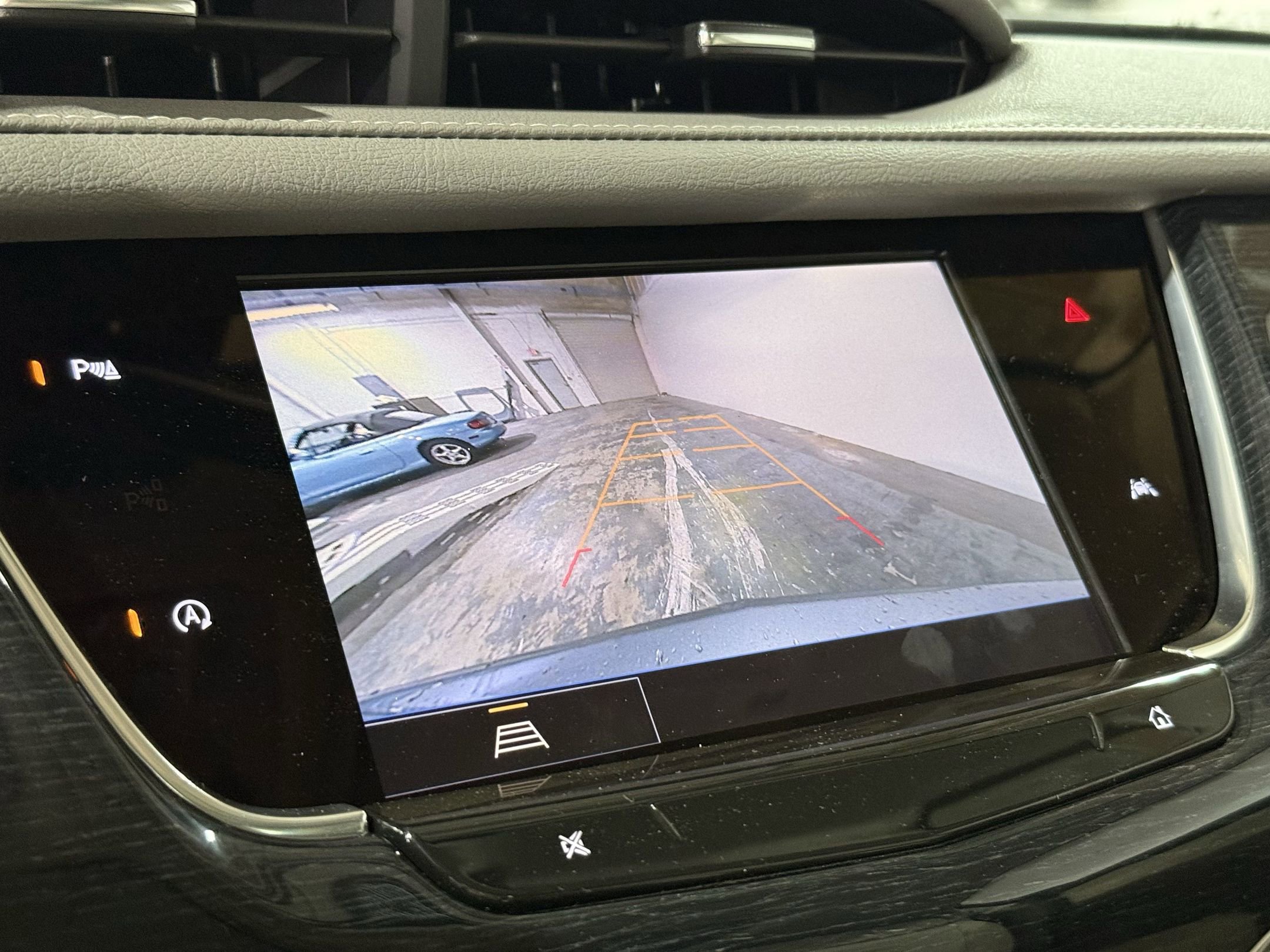 2025 Cadillac XT6 Premium Luxury photo 27
