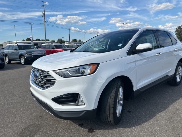 2019 Ford Edge SEL photo 28