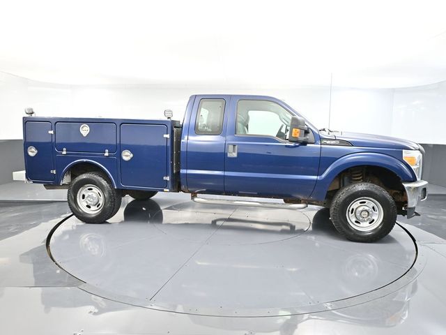 2012 Ford F-350 photo 2