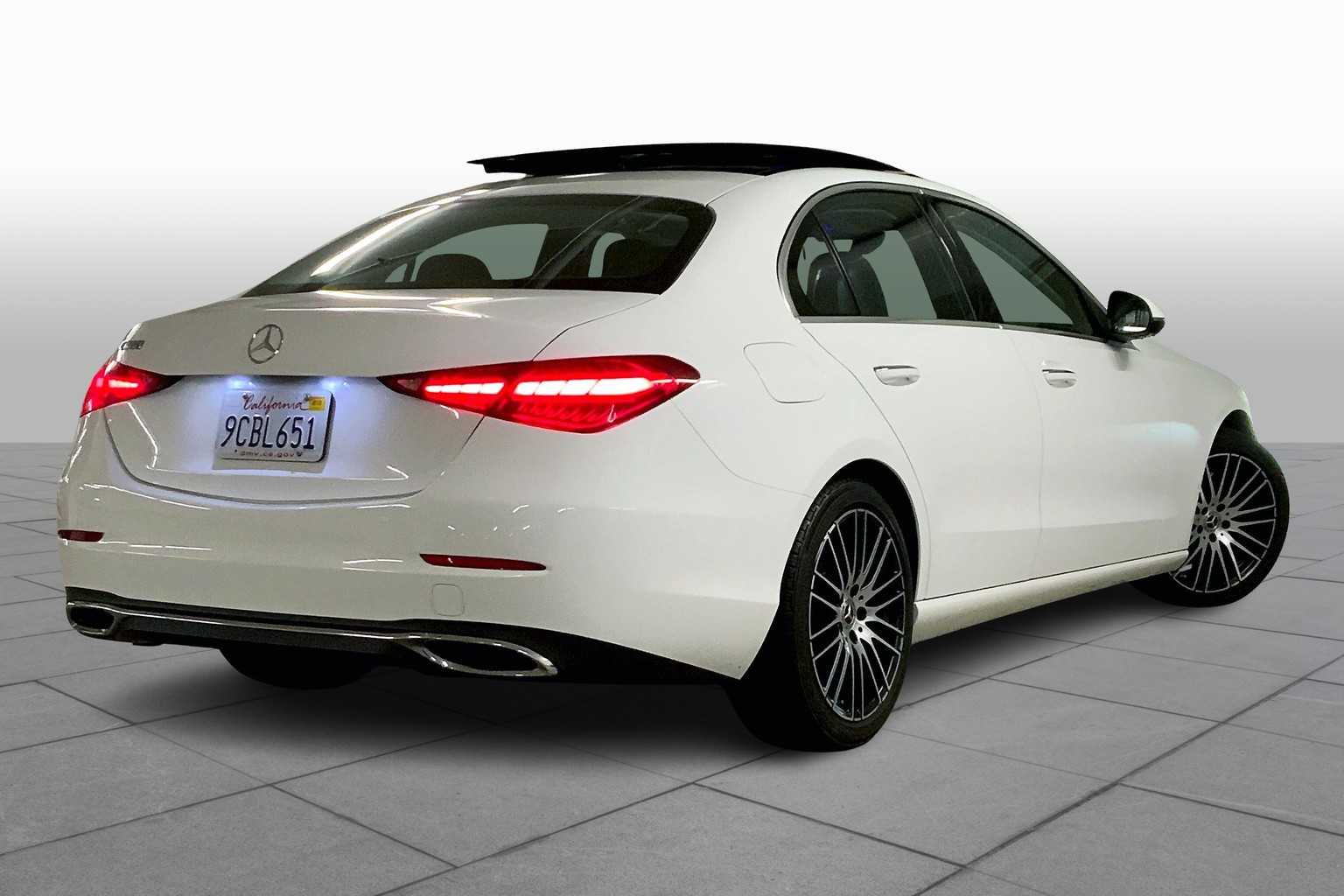 2022 Mercedes Benz C 300 photo 12