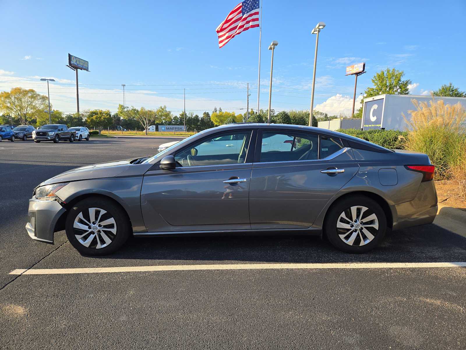2024 Nissan Altima S photo 2