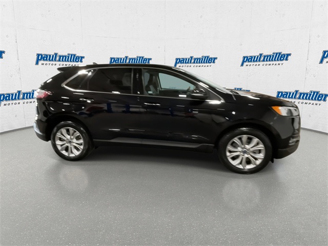 2022 Ford Edge Sport Titanium photo 13
