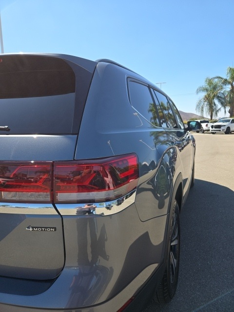 2024 Volkswagen Atlas SE photo 8